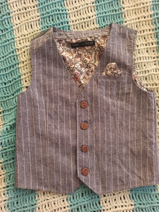 Желетка Next 98 см