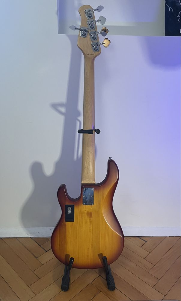 Sterling SUB RAY 5 Gitara Basowa