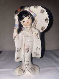 Figurka Porcelanowa Dama z wachlarzem