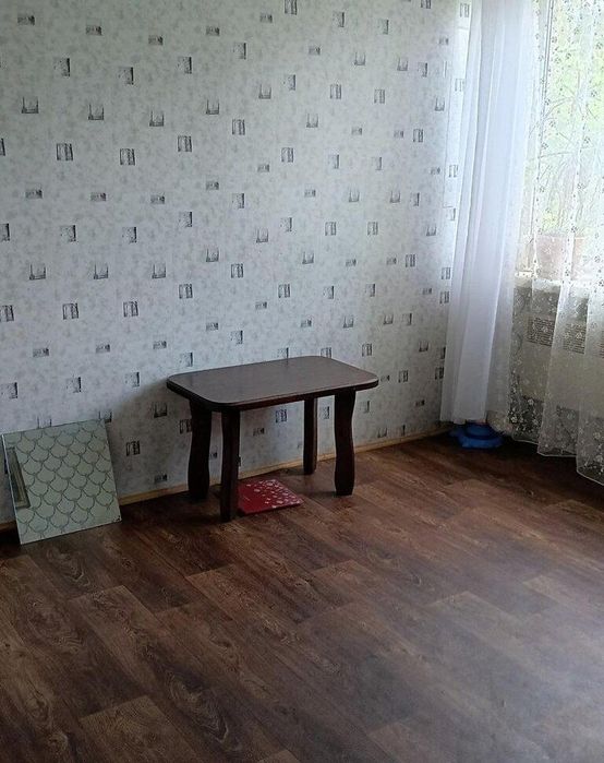 Простора 4-х кімнатна квартира в тихому місці