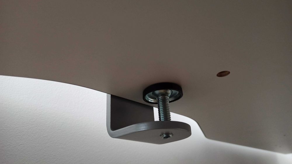 NOVUS TSS telescope arm III uchwyt na monitor nowy