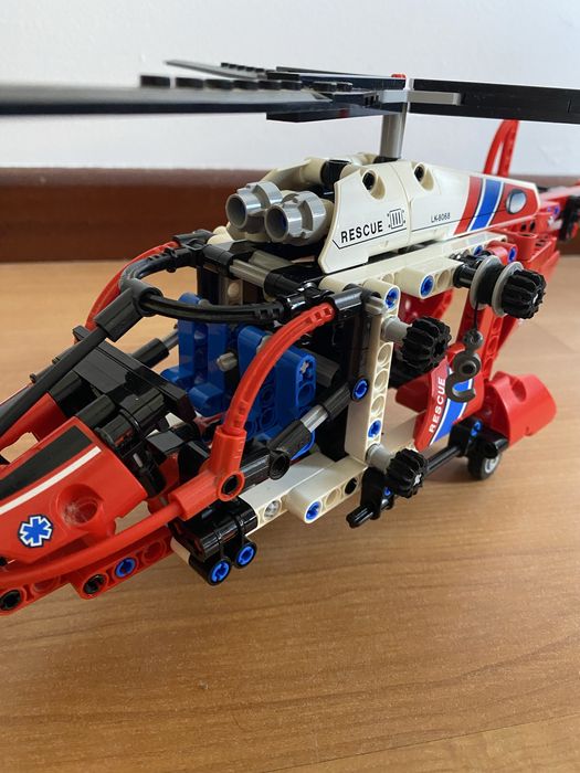 Lego helicoptero de resgate