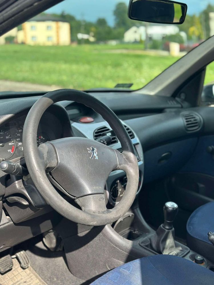 Peugeot 206. 2002r 1,2 / Wspomaganie / Abs Esp / Radio