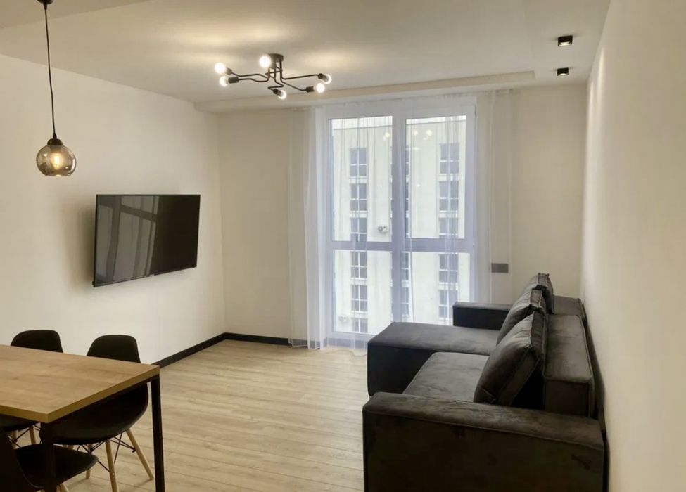 Продається смарт квартира з ремонтом