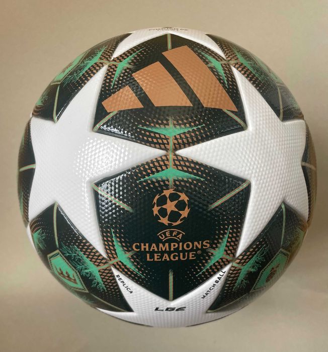 М'яч футбольний Adidas UCL 2025 Munich league BOX JM4205 (р. 4-5)