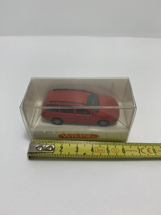 Volkswagen Golf IV da Wiking escala H0 1/87