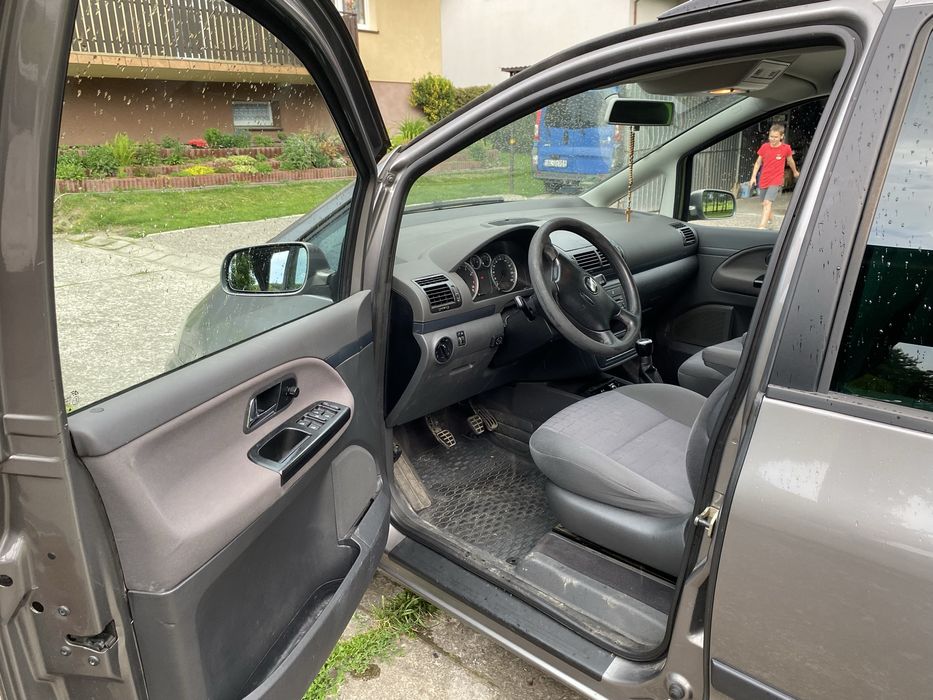 Seat Alhambra 1.8 Turbo 150 KM z instalacją gazową. Niski przebieg.