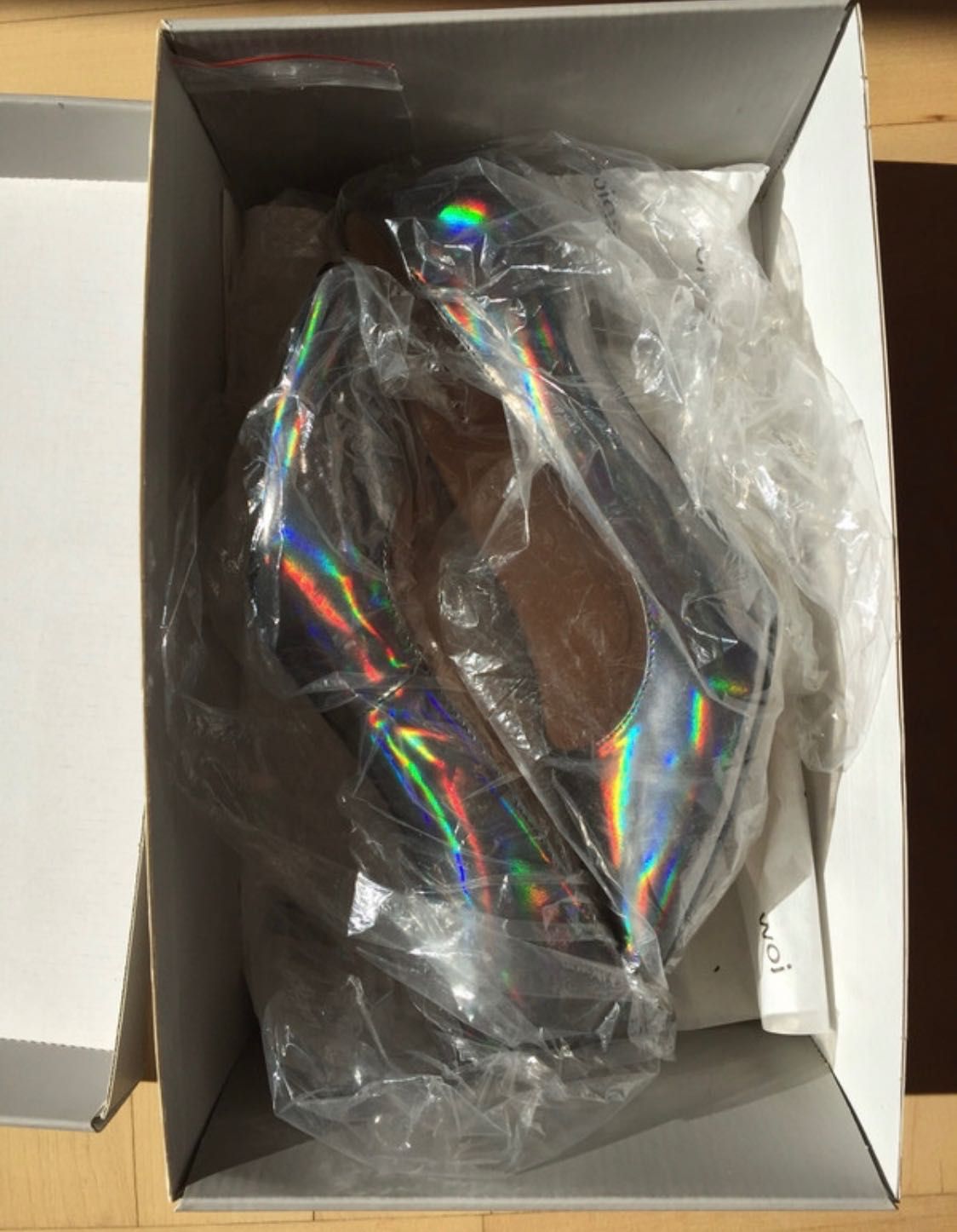 Holograficzne szpilki Wojas