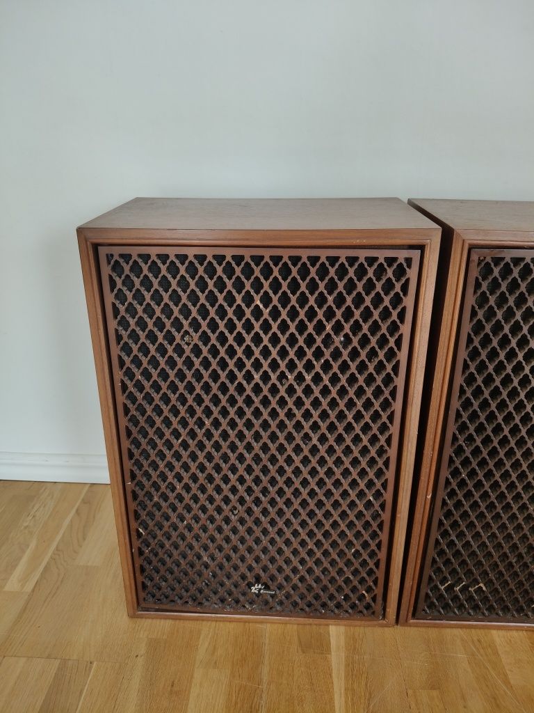 Kolumny Sansui SP-3000