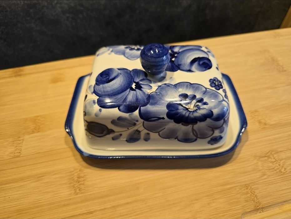 Ceramiczna maselniczka
