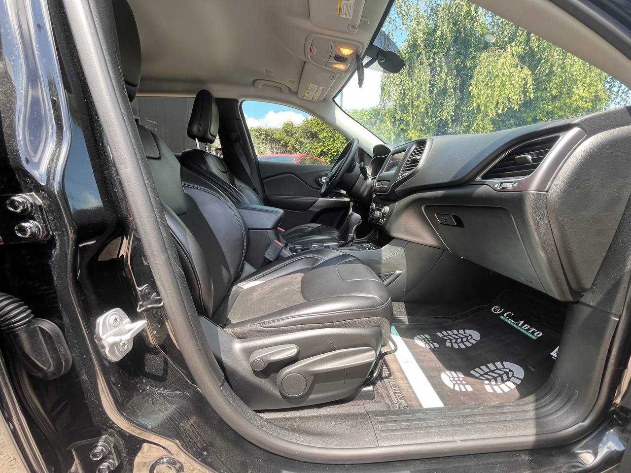 Jeep cherokee в кредит без авансу