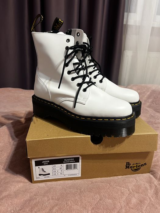 Шкіряні берци стіли біла шкіра на платформі 42 розмір dr martens jadon