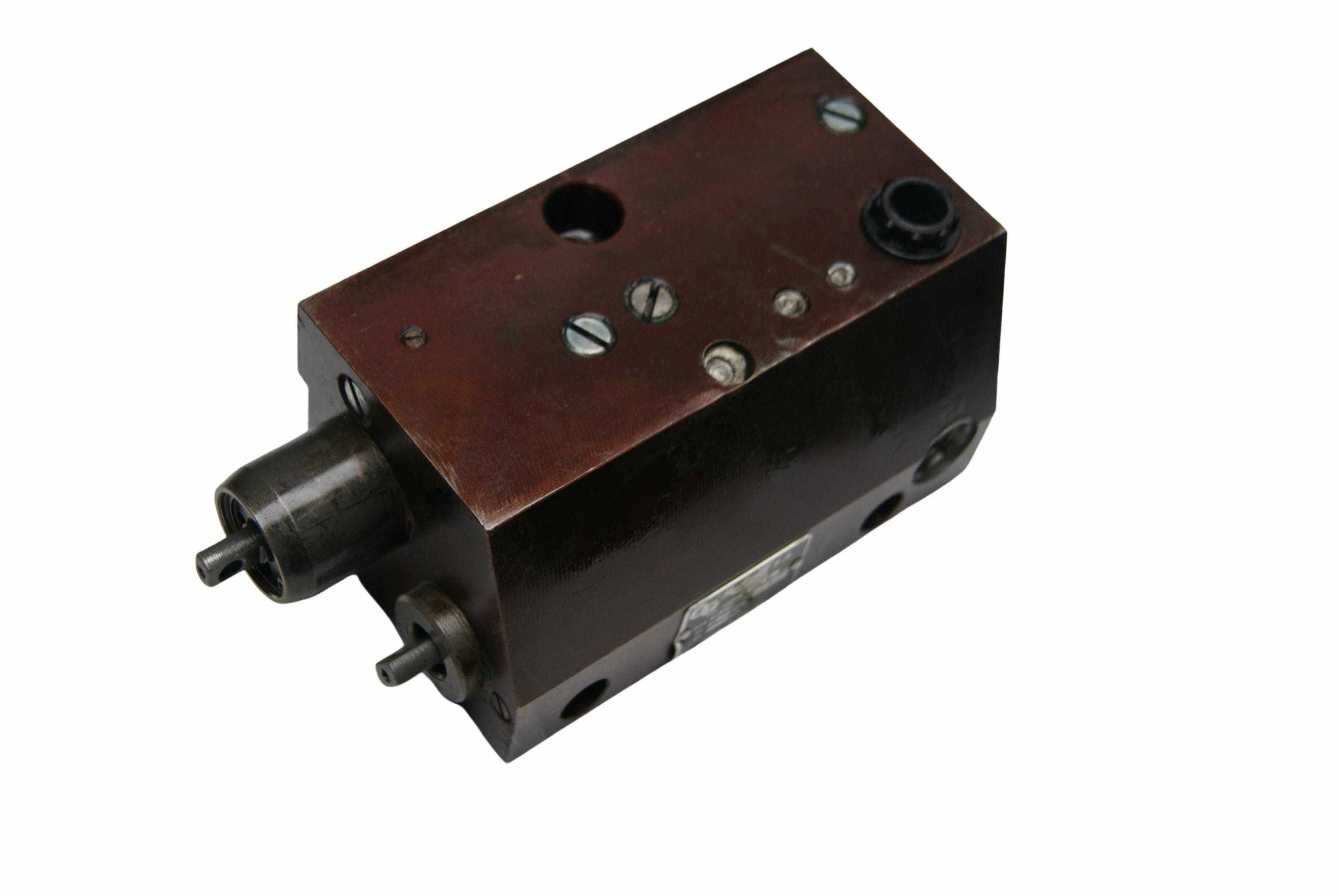 Rozdzielacz HYDRAULICZNY podnośnika URSUS C360 C-360 prod PL HYDROTOR