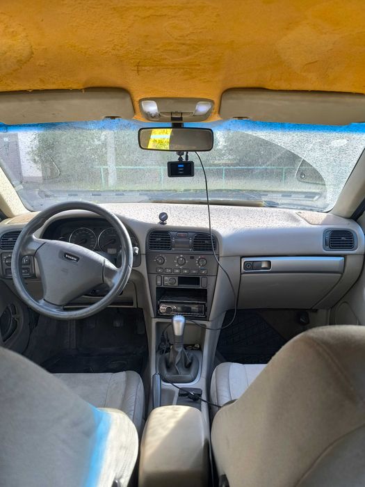 Volvo v40 Швеція