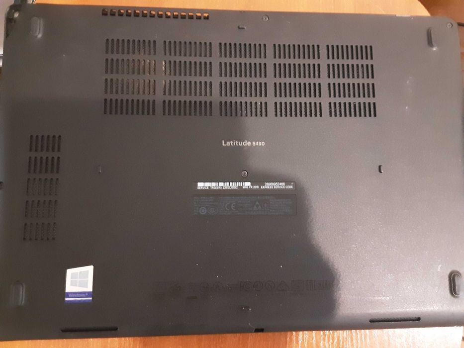 Ноутбук DELL Latitude 5490