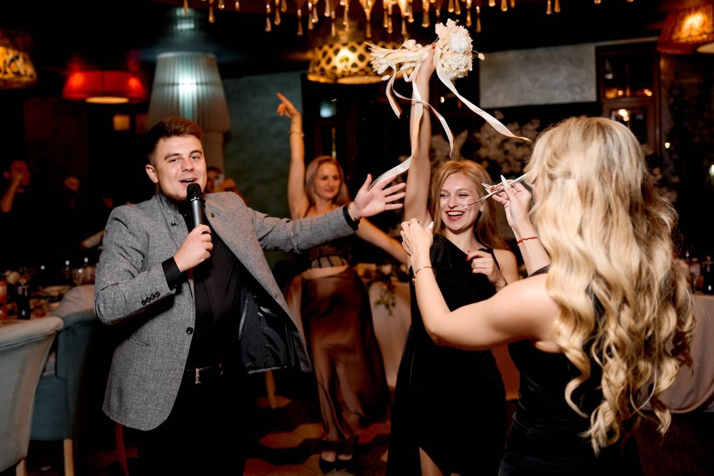 Ведучий та dj на Корпоратив, Весілля, День народження