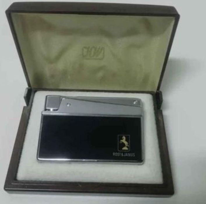 Isqueiro antigo de coleção