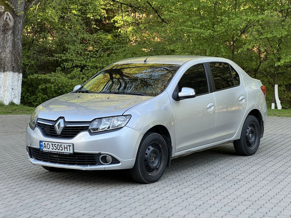 Renault Logan 1.6 газ/бенз 2013р терміново