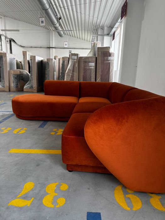 Nowoczesna sofa narożna