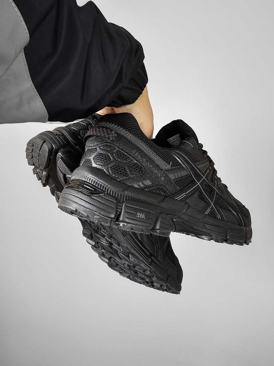 Asics Gel Kahana 8 Black