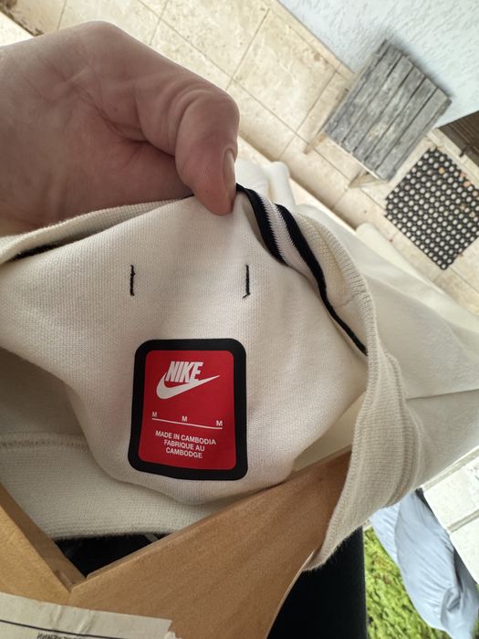 Футболка Nike Tech Fleece Short-Sleeve Top