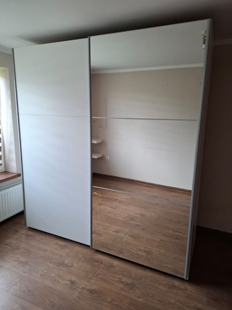 Szafa przesuwna z lustrem 200 cm