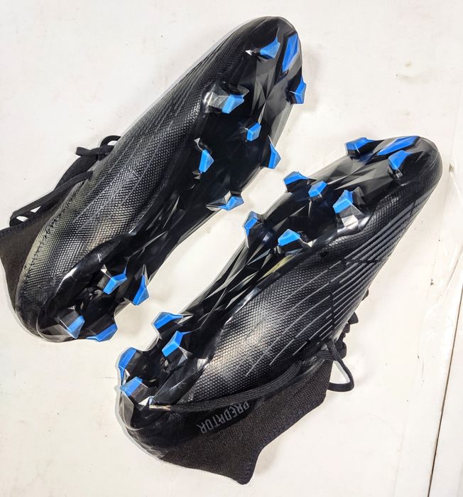 Бутсы Adidas Predator edge3,копочки,трава,28см,43р.