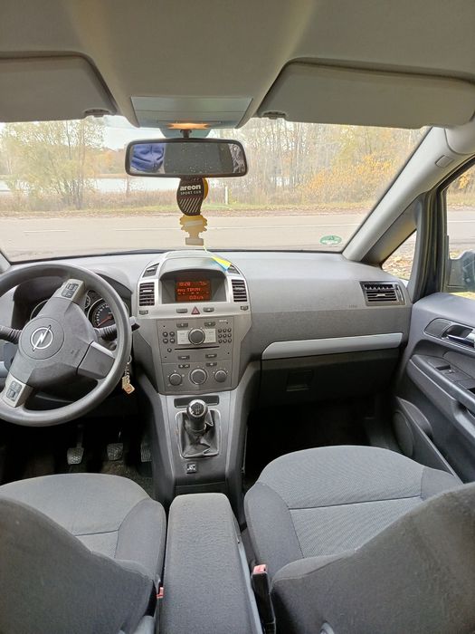 Opel Zefira 1.8 газ/бензин
