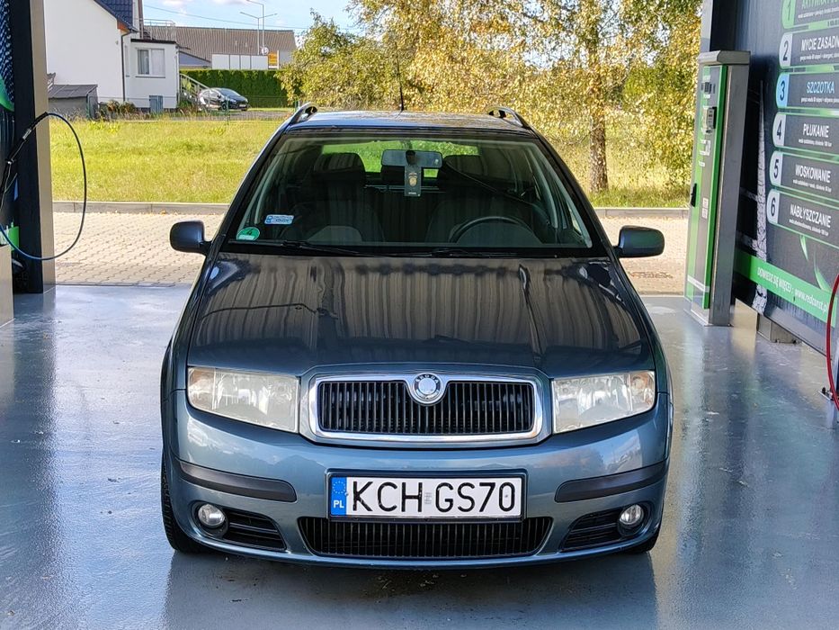 Sprzedam Skodę fabię 1.4 benzyna mpi , Prywatnie