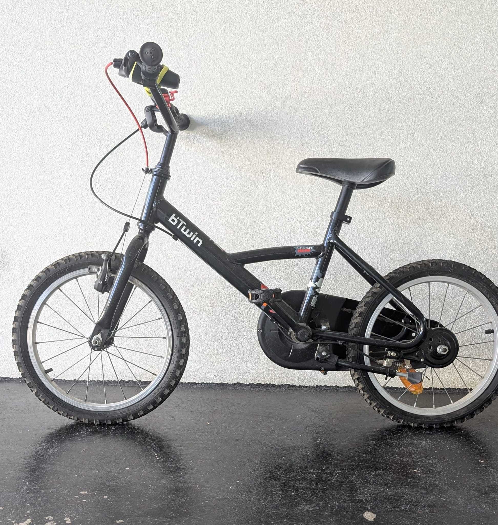Bicicleta BTWIN de menino 4-6 anos roda 16"