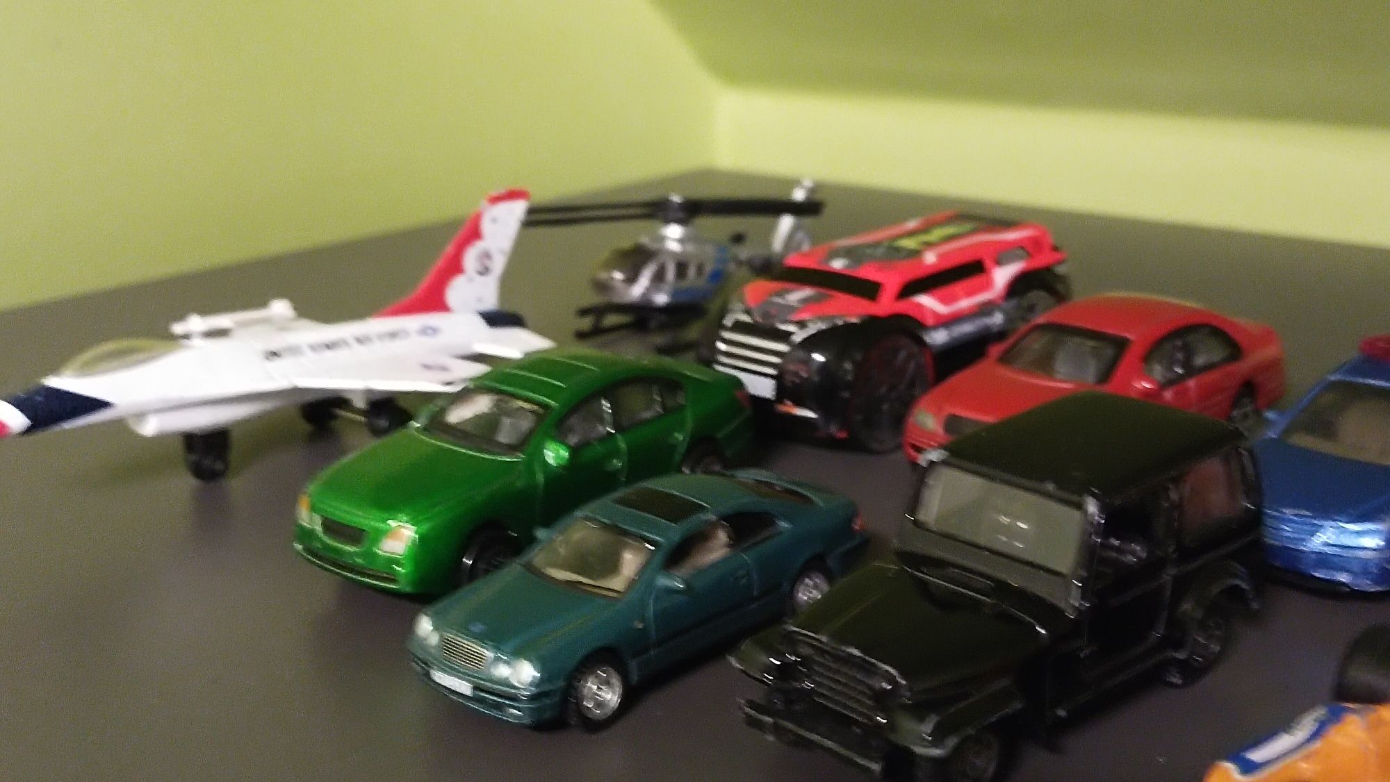 Auta resoraki burago matchbox