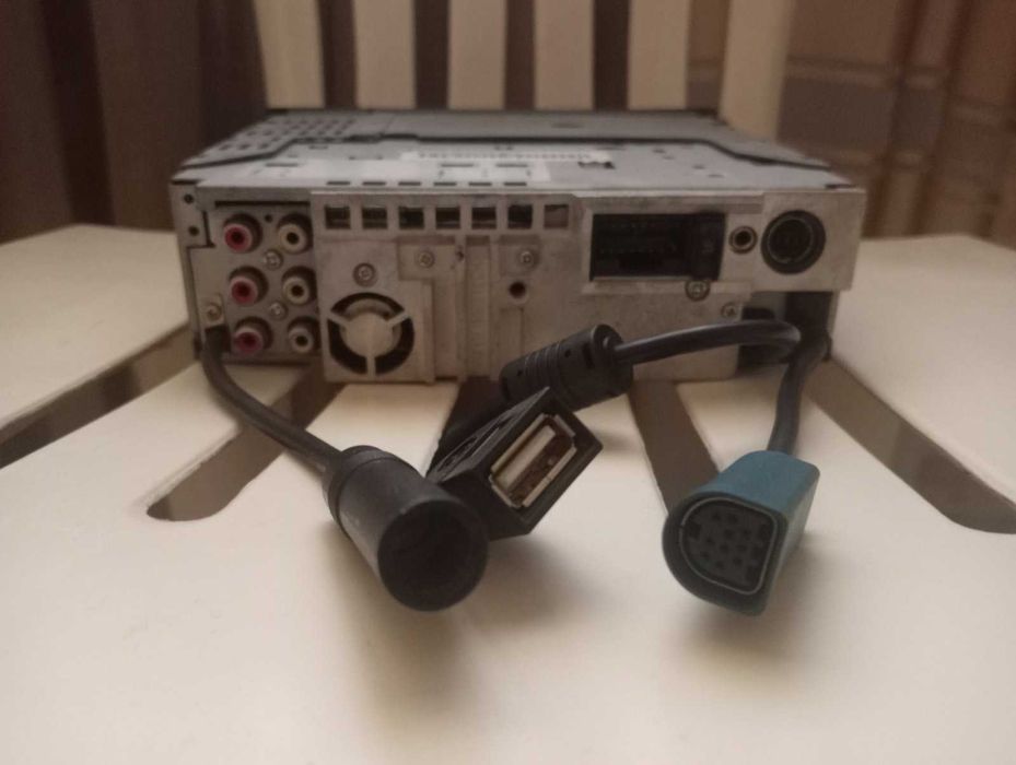 Автомагнитола Alpine CDA-9886 USB И iPod