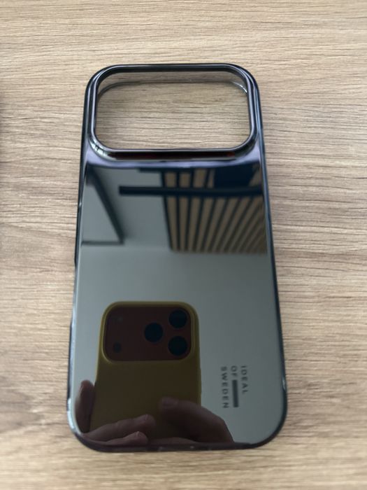 Case ideal of sweeden iphone 17 pro black mirror