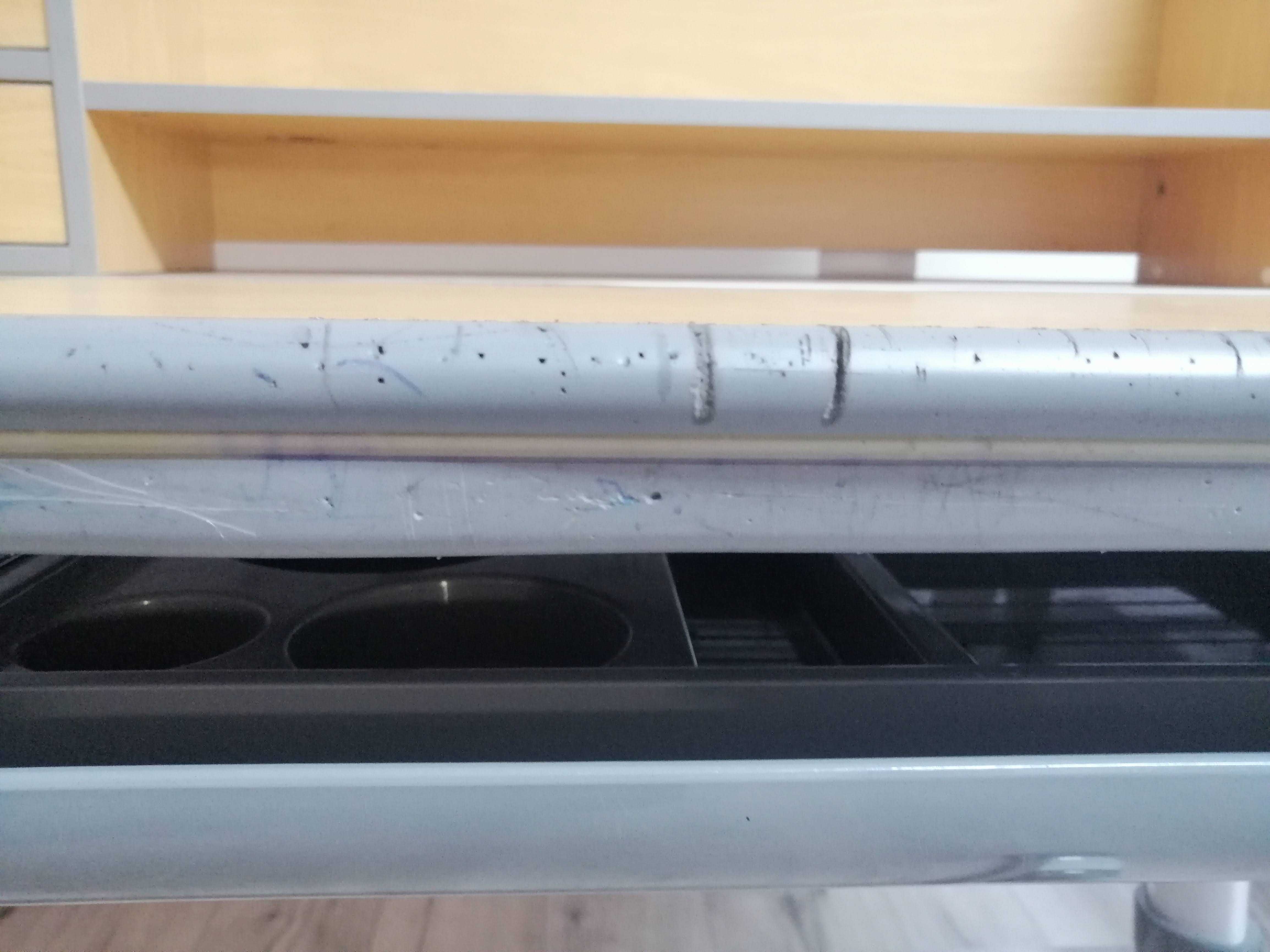 Ergonomiczne / regulowane / podnoszone biurko dla dzieci Ergodesk