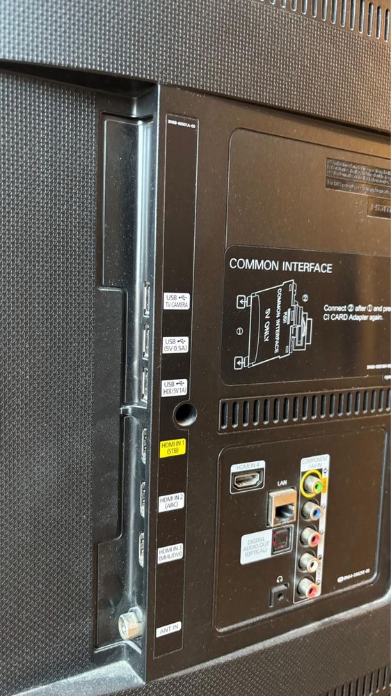 Telewizor Samsung UE48J6300 uszkodzona matryca