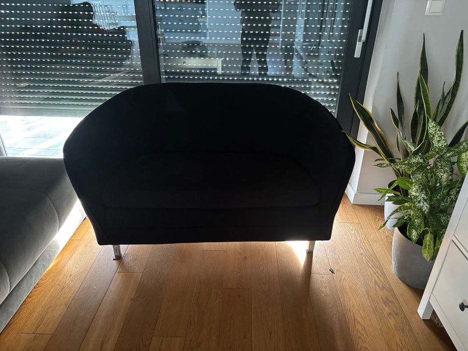 Sofa dwuosobowa, nierozkładana