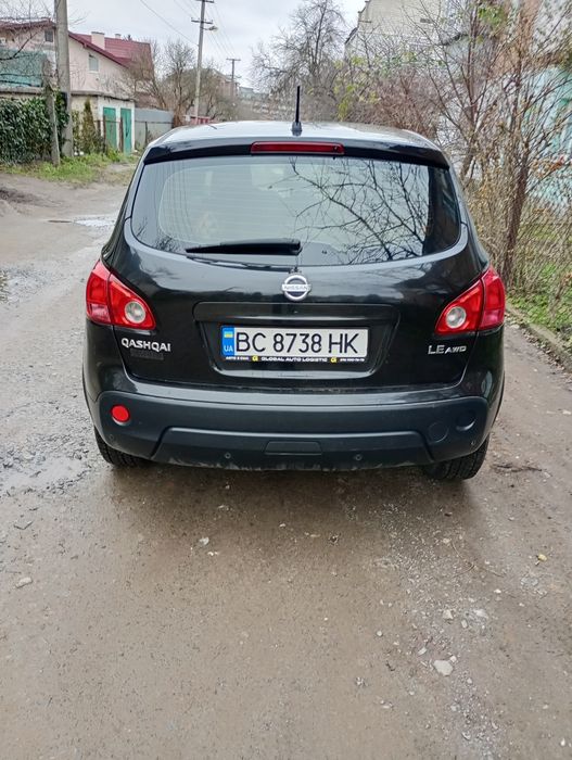 Продам автомобіль в хорошому стані деталі по телефону