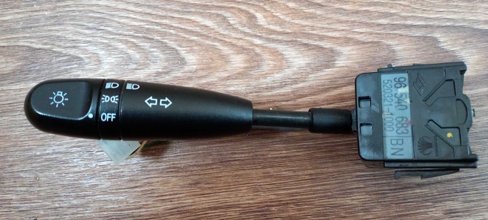 Переключатель поворотов Авео Т250