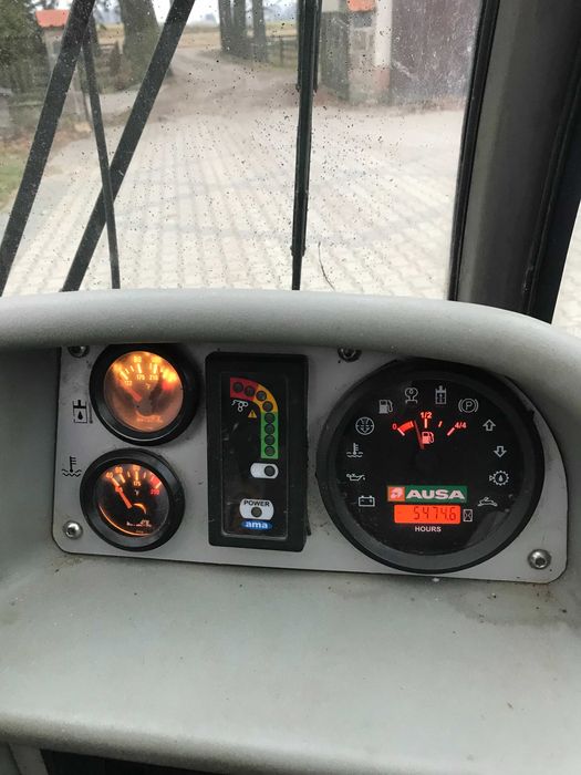 Sprzedam ładowarkę