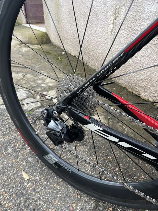 Bicicleta de estrada BH