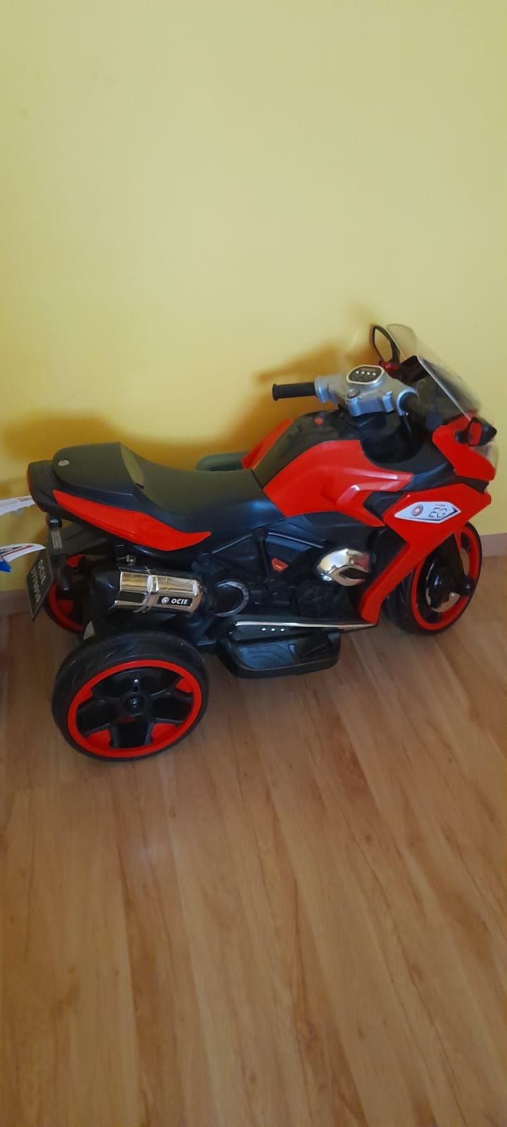 Motor na akumulator