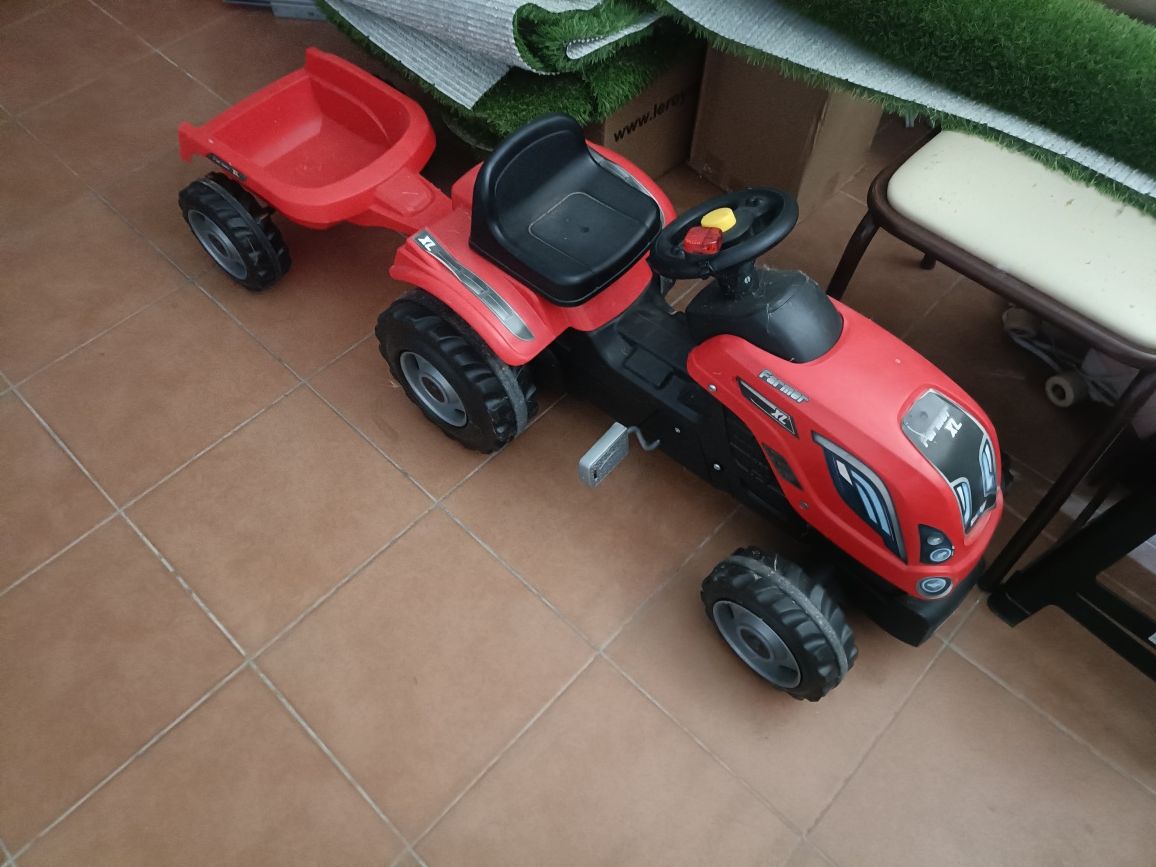 Vendo trator infantil