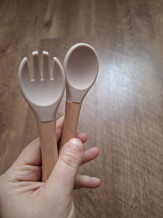 Набір дитячого посуду на присосках