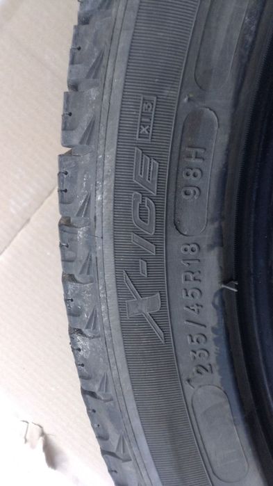 Michelin X ICE 235/45/18 гарантія на шиномонтаж