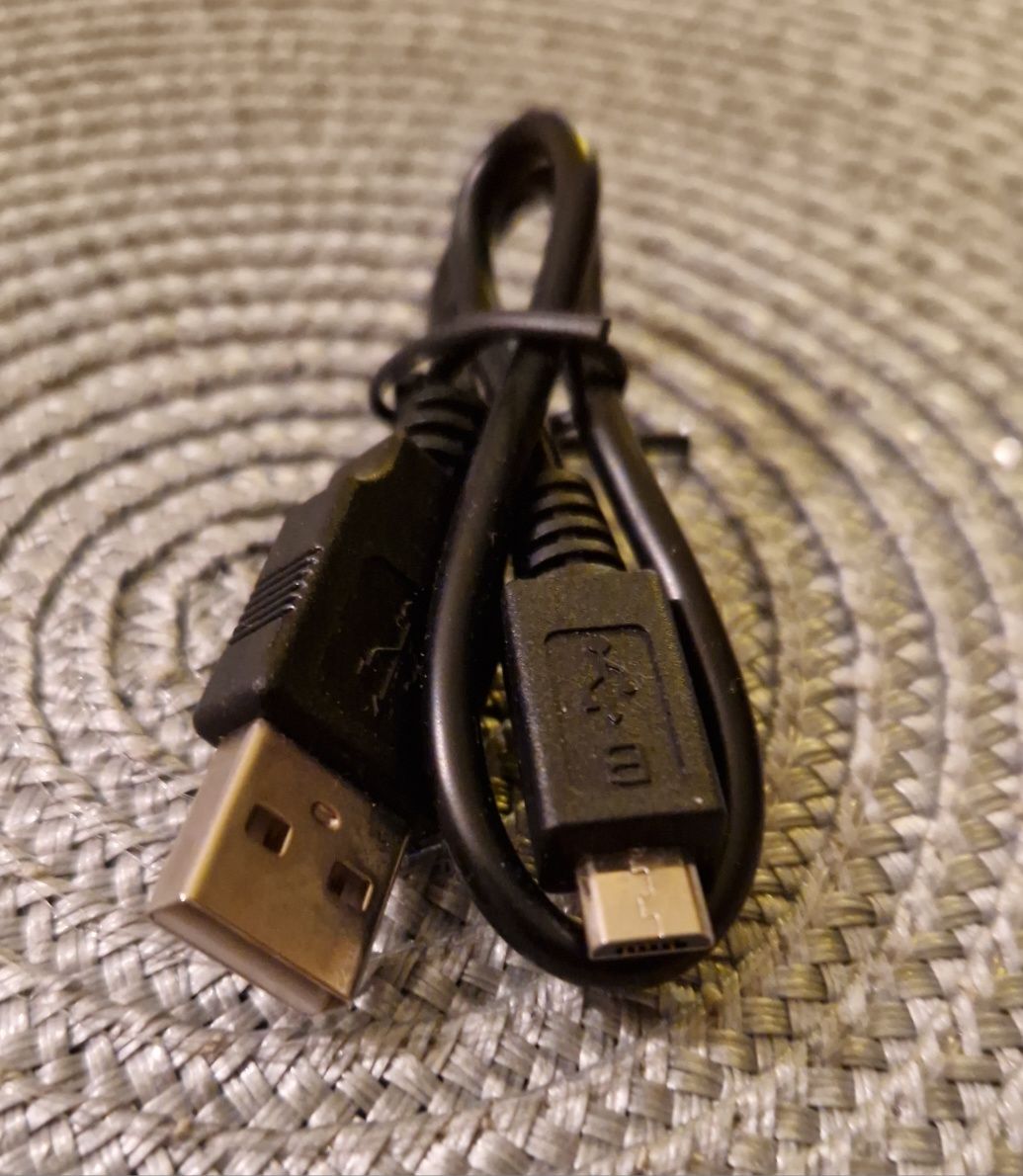 Kabel USB a mikro USB - 4 sztuki. Cena za komplet.