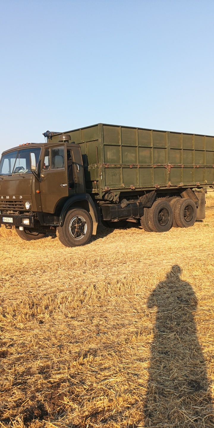 Продам Камаз 55102 з причепом