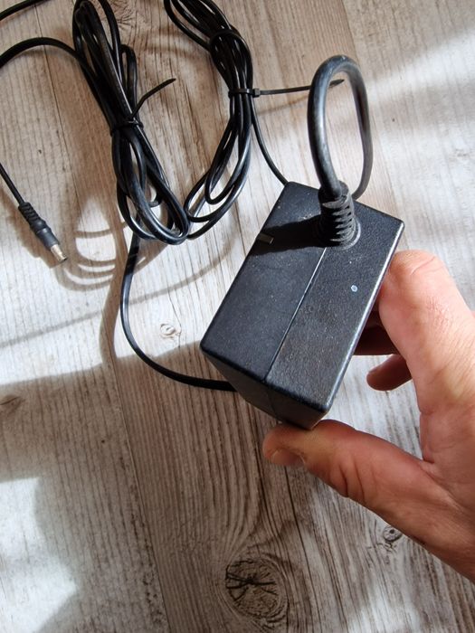 Ładowarka do roweru elektrycznego