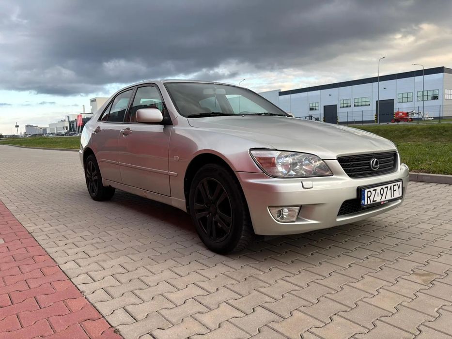 Lexus IS 2.0 Benzyna+Gaz Klimatyzacja