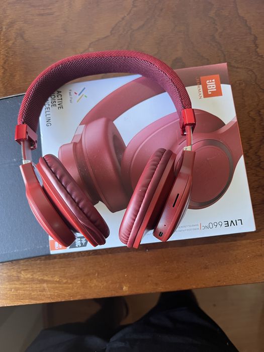 Auriculares JBS de alta qualidade