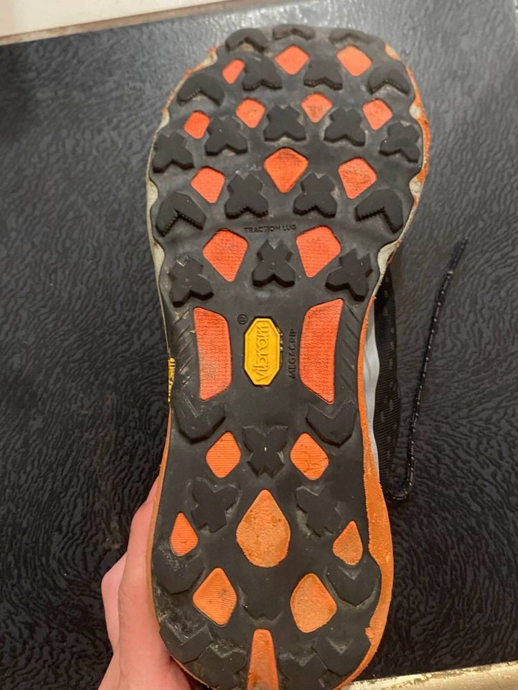 Оригінальні кросівки Merrell